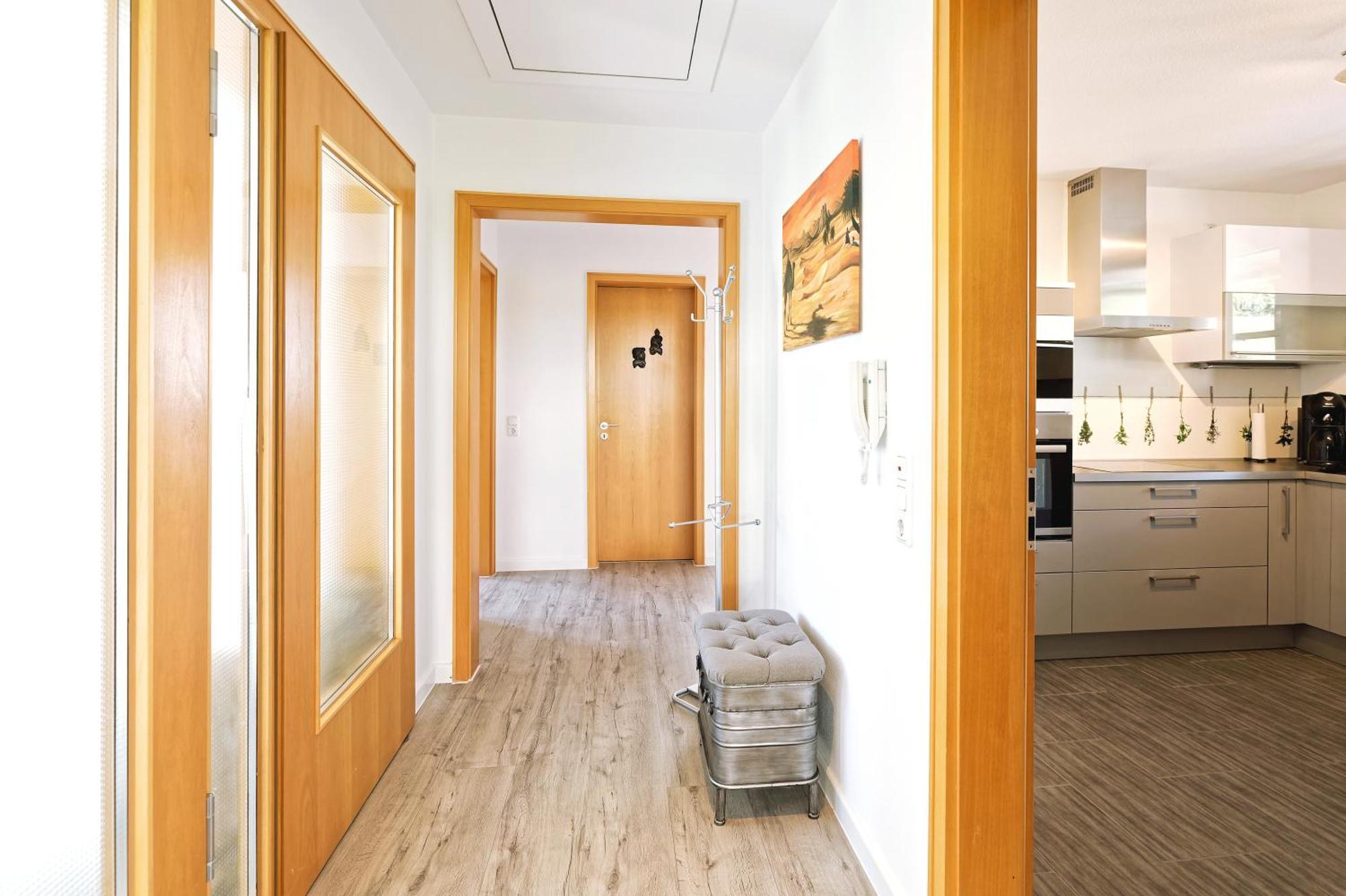 Grosszuegiges Helles Penthouse -Komplette Etage- Mit Balkon Und Stellplatz In Ruhiger Lage Кульмбах Экстерьер фото